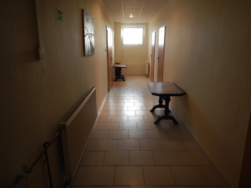 Penzion A Restauracia Pod Hradom, Turna Nad Bodvou المظهر الخارجي الصورة